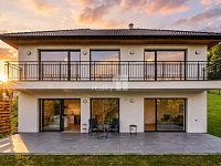 Moderní architektura, chytré technologie a klid na okraji lesa, Dům 4+kk,  Vysoký Újezd - 4