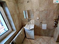 Pronájem bytu 2+1, 54 m2, Hlávkova, Aš - 10