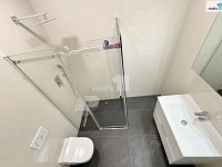 Pronájem bytu 3+kk, 82 m2, po kompletní rekonstrukci, nezařízený, Praha 8 - Karlín - 12
