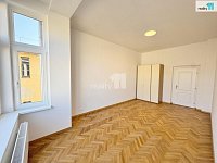 Pronájem bytu 3+kk, 82 m2, po kompletní rekonstrukci, nezařízený, Praha 8 - Karlín - 5
