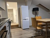 Pronájem zařízeného ateliéru 2+kk, 40 m2, s možností parkování Praha 7 - 2