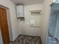 Pronájem, byt 2+1, 60 m2, se zahradou, Karlovy Vary, ul. K Linhartu - 16