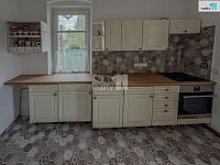 Pronájem, byt 2+1, 60 m2, se zahradou, Karlovy Vary, ul. K Linhartu - 2