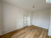 Pronájem, byt 2+1, 60 m2, se zahradou, Karlovy Vary, ul. K Linhartu - 8