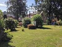 Prodej domu s velkou zahradou ve městě Chodov u K. Varů.Preodej - 17