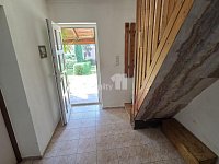 Prodej domu s velkou zahradou ve městě Chodov u K. Varů.Preodej - 7