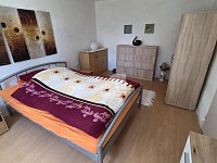 Prodej domu s velkou zahradou ve městě Chodov u K. Varů.Preodej - 9