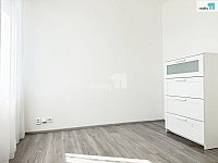 Prodej prostorného družstevního bytu 3+kk, 84,8 m² s garážovým stáním a terasou  – Liberec, Jeronýmova - 16