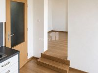Byt 3+kk/śatna/komora, 50 m2 v Praze 4, Michle ul. Jihlavská  - vchod do samostatného pokoje