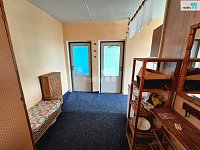 Prodej bytu 3+1, 64 m2, Lomená, Cheb - 13