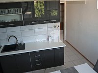 prodej bytu v os. vl. 2+1 63 m2, s balkónem, Arbesova ul. - 6