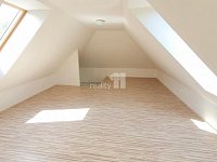 ihned volný nezařízený byt 2+kk, 64 m2 v Praze 9  ul. Českobrodská - 2