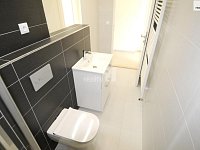 Pronájem moderního bytu 2+kk, 50 m2, cihla, nezařízený, Praha - Modřany - 10