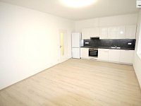 Pronájem moderního bytu 2+kk, 50 m2, cihla, nezařízený, Praha - Modřany - 3