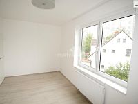 Pronájem moderního bytu 2+kk, 50 m2, cihla, nezařízený, Praha - Modřany - 7
