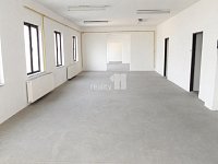 pronájem skladu 150m2 v přízemí s manipulační plochou 100m2 v centru Ostravy - 2