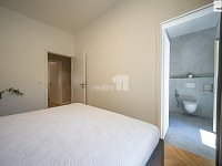 Výjimečný designový ve Vršovicích byt 3+kk s balkonem v blízkosti Grébovky - 20