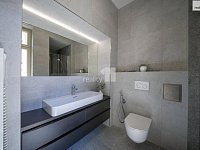 Výjimečný designový ve Vršovicích byt 3+kk s balkonem v blízkosti Grébovky - 21