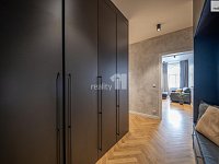 Výjimečný designový ve Vršovicích byt 3+kk s balkonem v blízkosti Grébovky - 9