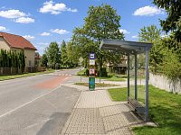 Stavební pozemek v Libni u Libře (Dolní Břežany) - Autobusová zastávka