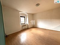 Pronájem bytu 2+kk, 37 m2, nezařízený, Beroun - 5
