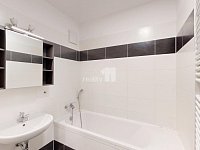 Prodej bytu 3+kk/B, G, 91 m2, cihla, Praha 9 - Letňany - 16