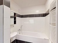 Prodej bytu 3+kk/B, G, 91 m2, cihla, Praha 9 - Letňany - 17