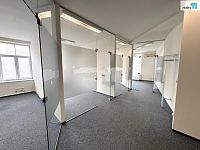 Pronájem kanceláří, 91 m2, cihla, nezařízený, Praha 9 - Vysočany