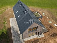 Výjimečné horské bydlení v Krkonoších – novostavba 3+kk s terasou, zahradou a garáží - 2