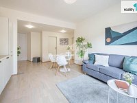2+kk o rozloze 56 m2, plus terasa a  zahrada, P5 Smíchov - 12