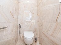 Pronájem světlé kanceláře 46 m² s možností garážového stání, Praha 10 – Vršovice - 12