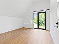 Pronájem domu 202m2, Vinná, Benice, Praha  - 12