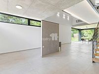 Pronájem domu 202m2, Vinná, Benice, Praha  - 23