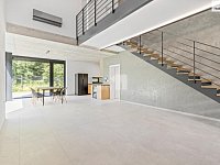 Pronájem domu 202m2, Vinná, Benice, Praha  - 3