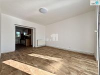 Pronájem bytu 2+1 po kompletní rekonstrukci, 51 m² – Nový Bor - 3