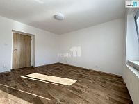 Pronájem bytu 2+1 po kompletní rekonstrukci, 51 m² – Nový Bor - 6