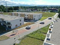 PRODEJ VENKOVNÍHO PARK. STÁNÍ Č. 3, MLADÉ U ČB - DJI_0227.JPG