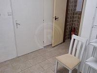 PRODEJ NEBYTOVÝCH PROSTOR, MASARYKOVA, HLUBOKÁ NAD VLTAVOU - 20220922_155457.jpg