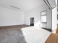 PRODEJ KOMERČNÍHO AREÁLU, OPATOVICKÁ, ČESKÉ BUDĚJOVICE - 25-03-21 ČB Komerční Foto_18.jpg