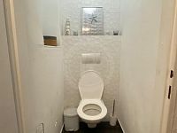 PRODEJ BYTOVÉHO DOMU SE ČTYŘMI BYTY, K. FLEISCHMANA, ČB - IMG_4609.jpeg