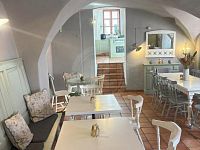 PŘENECHÁNÍ ZAVEDENÉ KAVÁRNY/ BISTRA LITTLE SISTER, ČB - IMG_5944.jpg