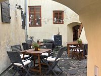 PŘENECHÁNÍ ZAVEDENÉ KAVÁRNY/ BISTRA LITTLE SISTER, ČB - IMG_5957.jpg