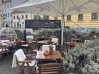 PŘENECHÁNÍ ZAVEDENÉ KAVÁRNY/ BISTRA LITTLE SISTER, ČB - IMG_5964.jpg