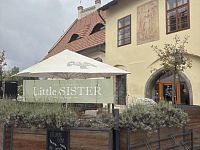 PŘENECHÁNÍ ZAVEDENÉ KAVÁRNY/ BISTRA LITTLE SISTER, ČB - IMG_5966.jpg