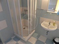 PRODEJ DVOJPODLAŽNÍHO BYTOVÉHO DOMU SE 6 BYTY - P1000334.JPG