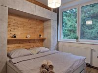 PRODEJ KRÁSNÉHO APARTMÁNU 2+KK, BENEŠOV NAD ČERNOU - 20251013_092857.jpg