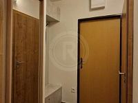 PRODEJ KRÁSNÉHO APARTMÁNU 2+KK, BENEŠOV NAD ČERNOU - 20251013_092942.jpg