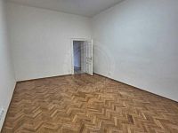 PRONÁJEM PROSTORNÉHO BYTU 3+KK, KARLA IV., ČESKÉ BUDĚJOVICE - WhatsApp Image 2025-11-25 at 08.57.34.jpeg