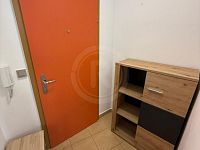 PRONÁJEM BYTU 1+KK, NÁMĚSTÍ ŠIMONA LOMNICKÉHO, ŠEVĚTÍN - WhatsApp Image 2025-04-10 at 08.56.45.jpeg