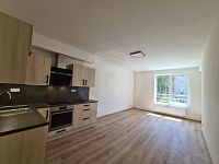 PRONÁJEM BYTU Č. 3, 2+KK, RIEGROVA, ČESKÉ BUDĚJOVICE - 20220601_133336.jpg